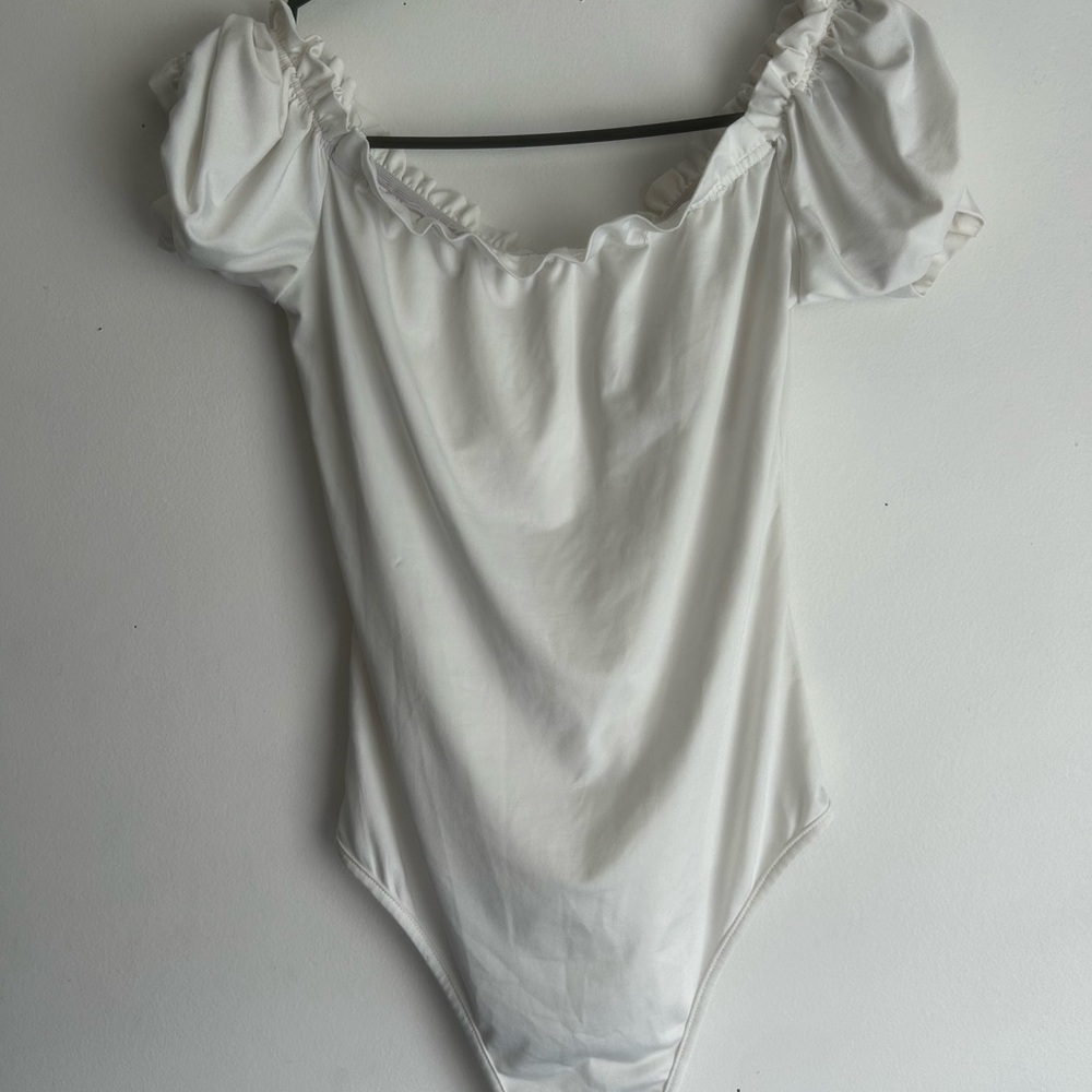 White Ruffled Off-Shoulder Bodysuit - Picture 2 of 2